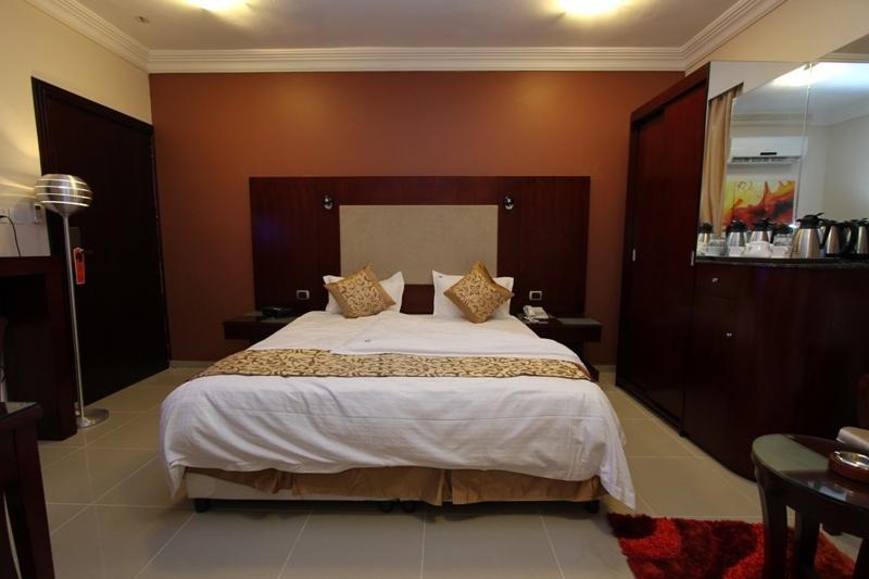 Nuzol Tala Hotel Khafji Buitenkant foto