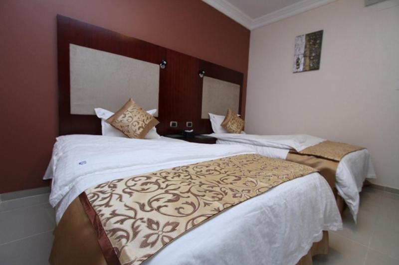 Nuzol Tala Hotel Khafji Buitenkant foto