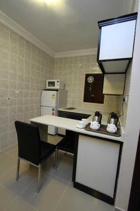 Nuzol Tala Hotel Khafji Buitenkant foto