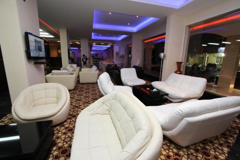 Nuzol Tala Hotel Khafji Buitenkant foto
